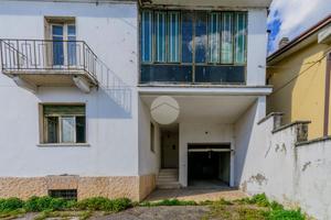 PORZIONE DI BIFAMILIARE A NEGRAR DI VALPOLICELLA