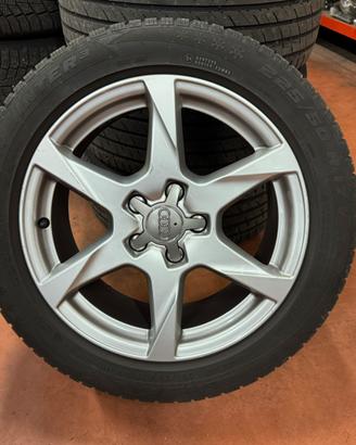 Cerchi in lega da 17” AUDI A4 con gomme invernali