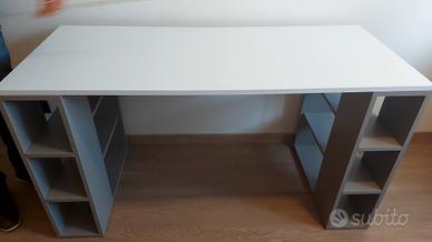 scrivania