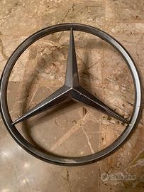 Stemma logo Mercedes