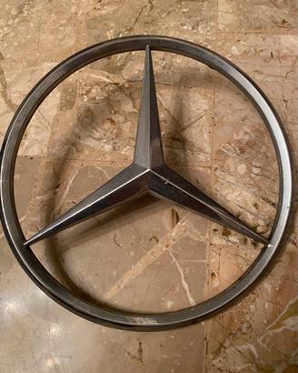 Stemma logo Mercedes