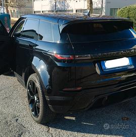 Range Rover Evoque 2.0 Total black in garanzia