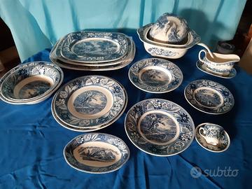 Servizio piatti