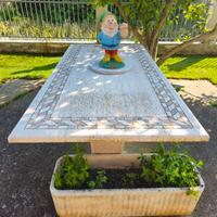 tavolo in travertino lavorato 