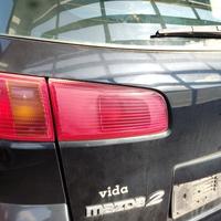 Fanale post sx int MAZDA 2 del 2004