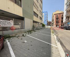 Box/Posto auto Taranto [elsncARG]
