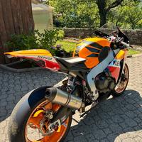 Cbr 1000 rr repsol 2011