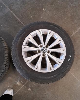 CERCHI IN LEGA ORIGINALI VW + gomme ALL SEASON