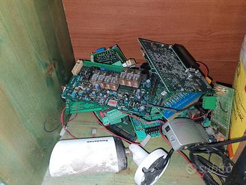 schede per ricambi elettrici ed elettronici 