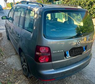Volkswagen Touran 1.9 Tdi Highline 7 posti