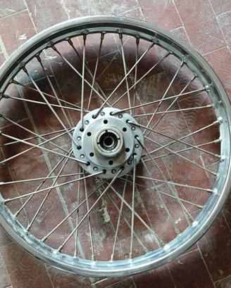 Cerchione honda four 500