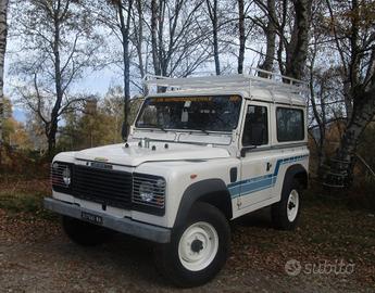 Land Rover Defender 90 - 1985