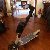 Monopattino elettrico - Segway Ninebot - MAX G30LE