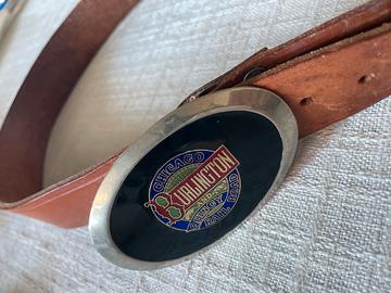 Cintura in cuoio con fibbia western originale