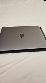 Computer Macbook