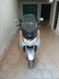 BURGMAN 400. anno 03.
