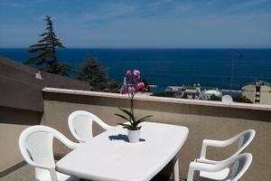 Appartamento splendida vista mare