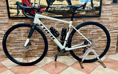 Bici trek Domane Al 4 Gen 4