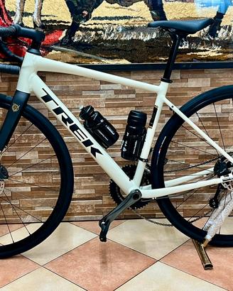 Bici trek Domane Al 4 Gen 4
