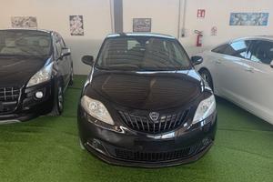 Lancia Ypsilon 1.0 FireFly 5 porte S&S Hybrid Oro