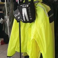 giacca impermeabile sottile moto bici
