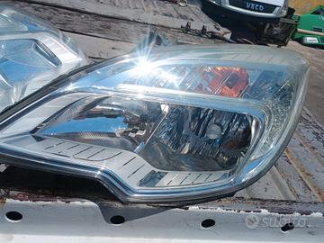 Coppia fari Opel meriva b