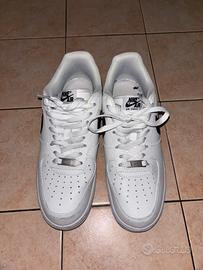 Nike Air Force 1 Nero/Bianche 42 Usate 2 volte