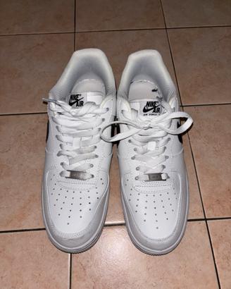 Nike Air Force 1 Nero/Bianche 42 Usate 2 volte
