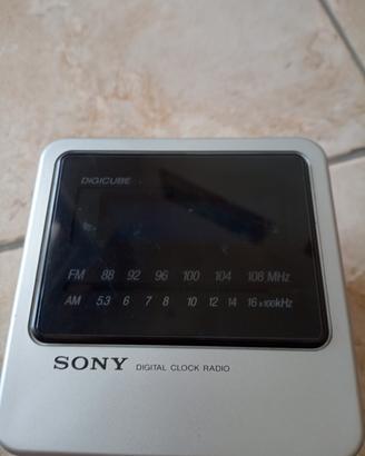 Radio sveglia Sony vintage anni 80