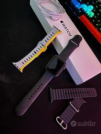 Apple Watch Serie 5 44mm Nero e 4 cinturini