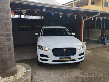 Jaguar F-Pace 3.0 D V6 300 CV AWD aut. Pure