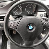 BMW 318 D