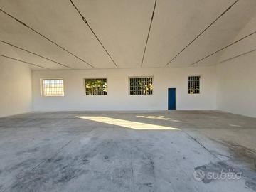 Immobile di 250 m² a Pistoia