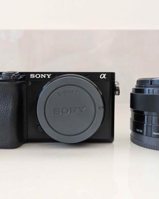 Sony A6100 + Sony 35mm f/1.8