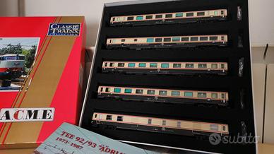 ACME 55220 Set 5 carrozze TEE  92/93 Adriatico