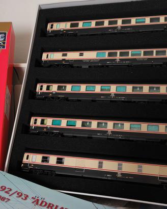 ACME 55220 Set 5 carrozze TEE  92/93 Adriatico