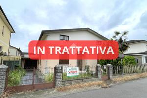 VILLA SINGOLA A CANNETO SULL'OGLIO