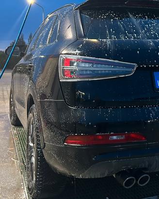 Fari posteriori Audi Q3 8U LED – Anno 2015