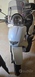 Scarabeo 300 cc