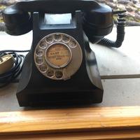 Telefono antico da collezione