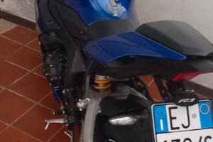 Yamaha YZF R1 M