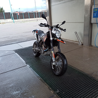 KTM 640 Lc4 Supermoto