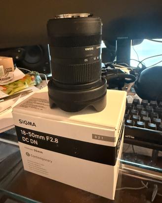 Sigma 18-50mm F/2.8 DC DN (X-Mount) Nuovo