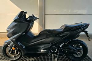 Yamaha tmax