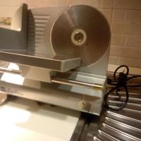 Affettatrice uso domestico