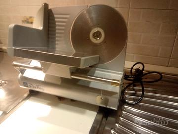 Affettatrice uso domestico