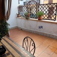 Terrasini grazioso 4 ambienti arredato e terrazzo