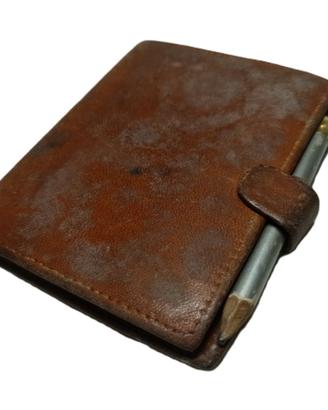 VINTAGE AGENDA IN PELLE DEL 1965 CON PORTAMATTITA