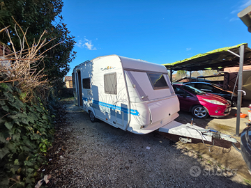 Roulotte hobby de luxe qnno 2001