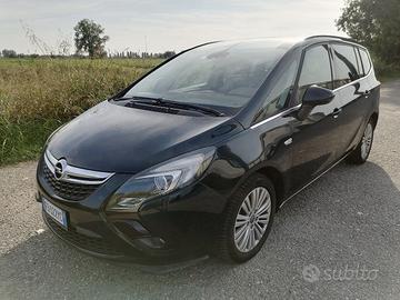 opel zafira tourer 1400 benzina